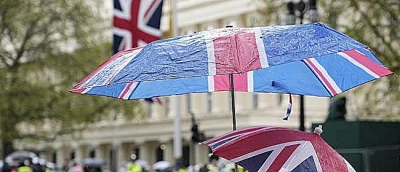 Бурята Иша обхваща цяла Великобритания - предупредиха от ДПА