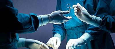 Шокиращ медицински инцидент: Мъж се подлага на операция на синус и завършва с увредено зрение