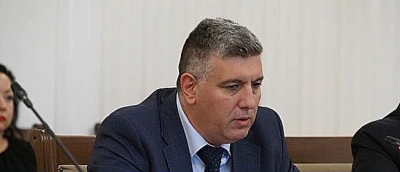 Министър Цеков предупреждава: Фондовете за саниране на блокове няма да покрият всички заявки