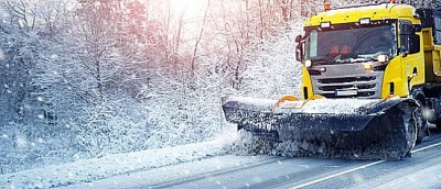 Снежната буря остави без електроенергия стотици хиляди, блокирани автомобили и непроходими пътища (ПРЕГЛЕД)