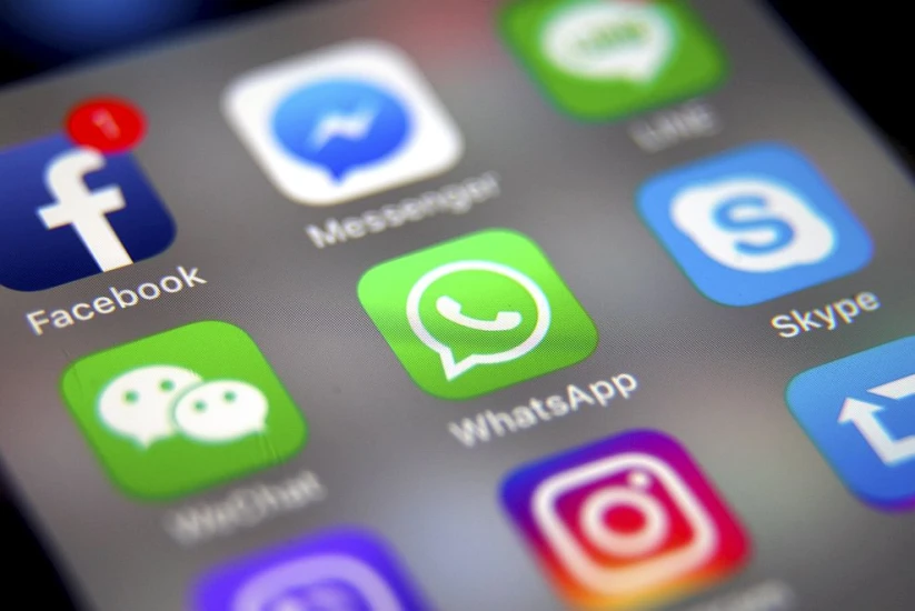 След проблемите с Facebook и Instagram: Колко са застрашени данните и паролите ни