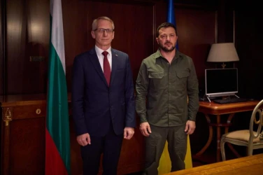 Денков и Зеленски обсъдиха съвместните усилия по сигурността в Черноморския регион