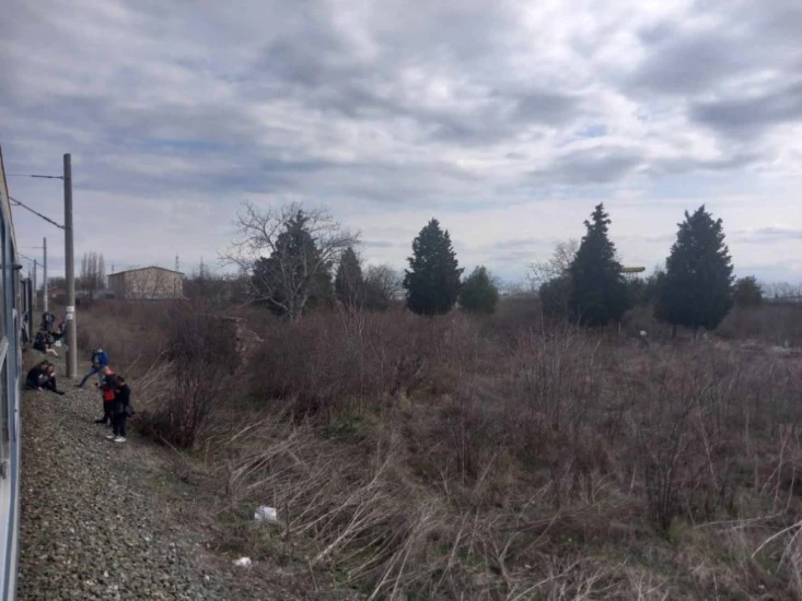Трагедия край Стара Загора: Жена загуби живота си, прегазена от влак (СНИМКИ)