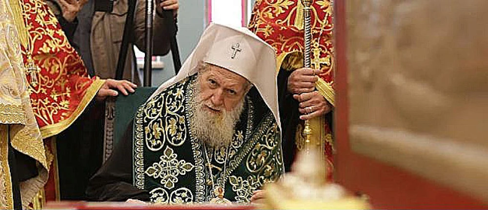 Какъв е здравословният статус на патриарх Неофит