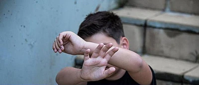 Операция на жестоко обезобразеното момче от Пловдив