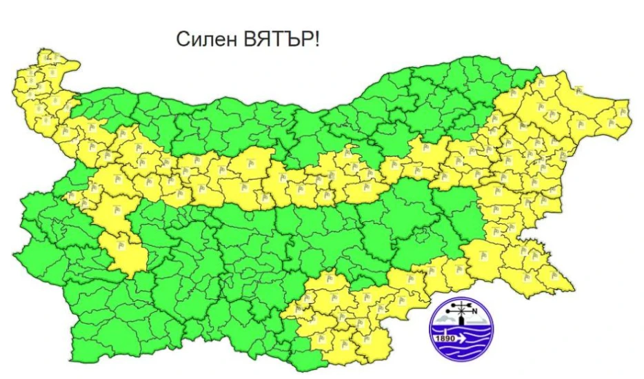 Силен вятър и снеговалежи очакват 16 български области, обявен е жълт код (КАРТА)