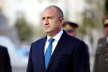 Румен Радев: България очевидно се стеснява за грандиозните амбиции на някои личности