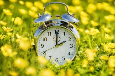 Пролетното равноденствие: Кога да променим часа на часовниците ни?
