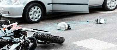 Мотопедист без книжка загина във Варна, блъснат от водач на автомобил